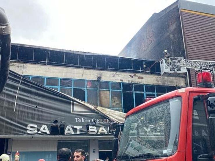 Ankarada mobilya imalathanesinde yangın