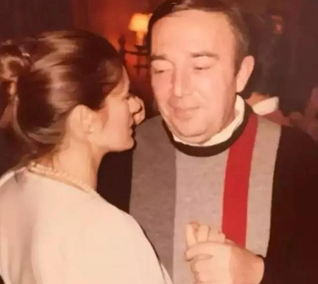 Yeşilçamın yıldızı Gülşen Bubikoğlundan duygu dolu paylaşım TÜRKER İNANOĞLUNU BÖYLE ANDI