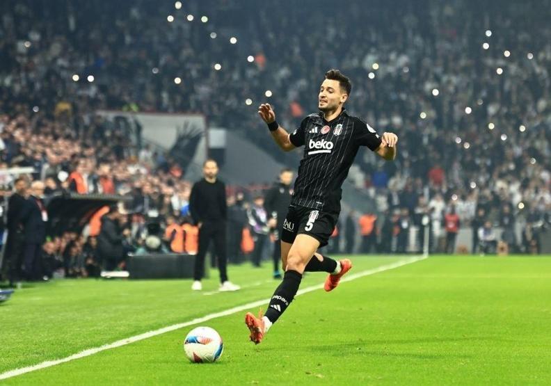 Premier Ligin kapısından dönen Tayyip Talha, Beşiktaşın kabusu oldu