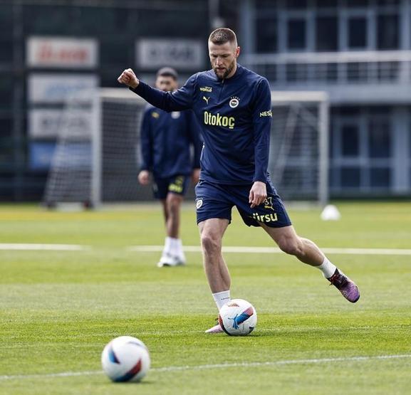 Fenerbahçenin Slovak yıldızı Milan Skriniardan açıklamalar