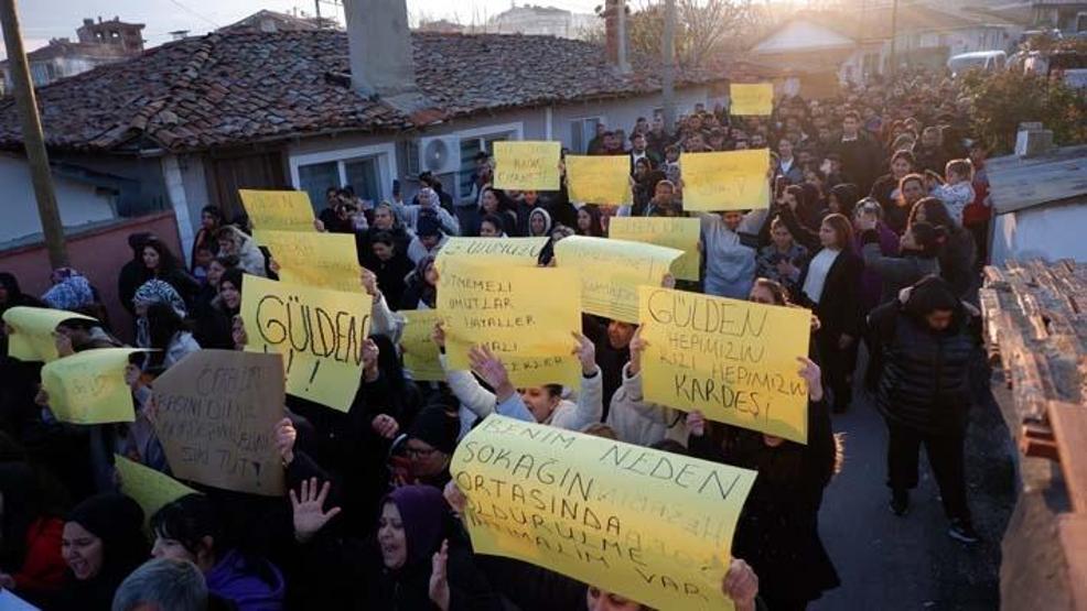 15 Yaşındaki Gülden’i 20 Bıçak Darbesiyle Öldüren Cani, Cinayeti Önceden Mesajla Paylaşmış: “Cezaevinde Koğuş Ağası Olacağım”