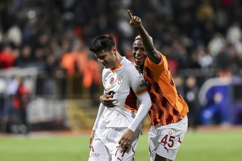 Galatasarayda 3 ismin daha ayrılığı kapıda Durumları netleşti...