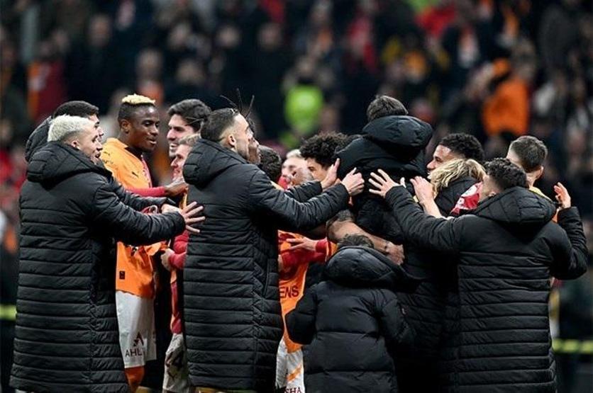 Trabzonspor 0 - 2 Galatasaray maç sonucu | Galatasaray, deplasmanda Trabzonsporu mağlup etti