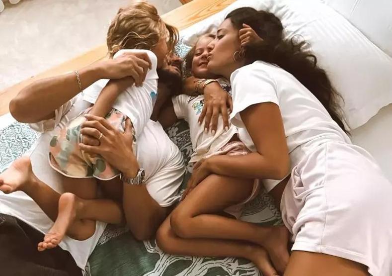 8 Yıllık Evlilik Bitiyor Pelin Akil İlk Kez Bu Kadar Net Konuştu: Yollarımızı Ayırdık