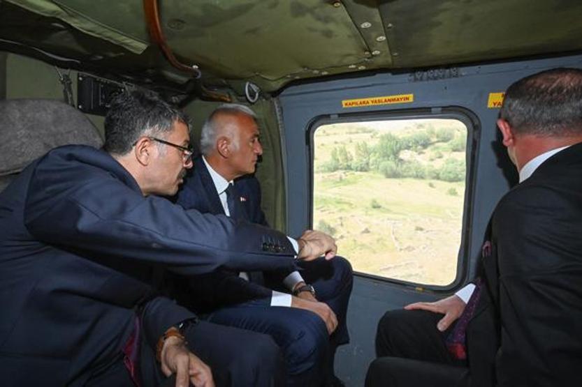 Kültür ve Turizm Bakanı Ersoy, Hakkaride incelemelerde bulundu