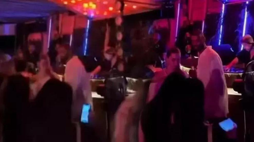 YASAK AŞK BELGELENDİ Pınar Sakadan Yağmur Bandaya Olay Gönderme