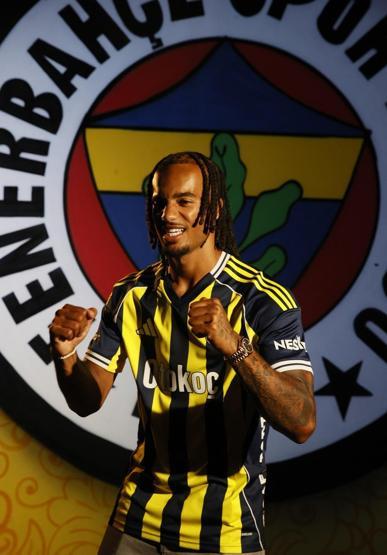 Archie Brown: Başka takımlardan da ilgi vardı ama Fenerbahçeyi tercih ettim
