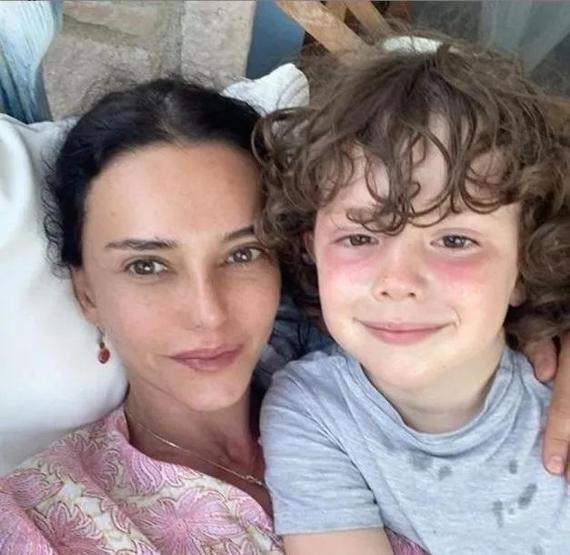 Ruhsarın yıldızıydı Hande Ataiziden Benjamin Harvey’e nafaka artırım davası şoku Bakın ne kadar talep etti