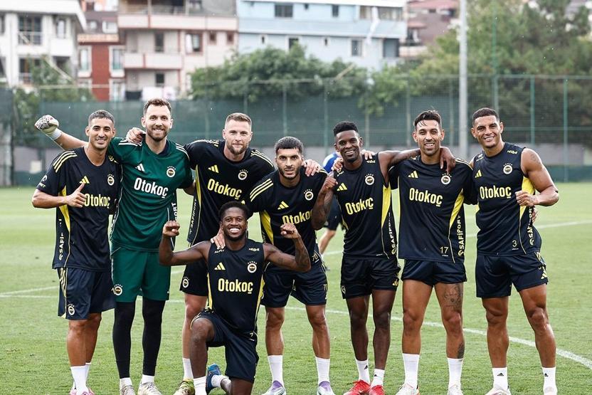 Fenerbahçe’de Feyenoord mesaisi sürüyor