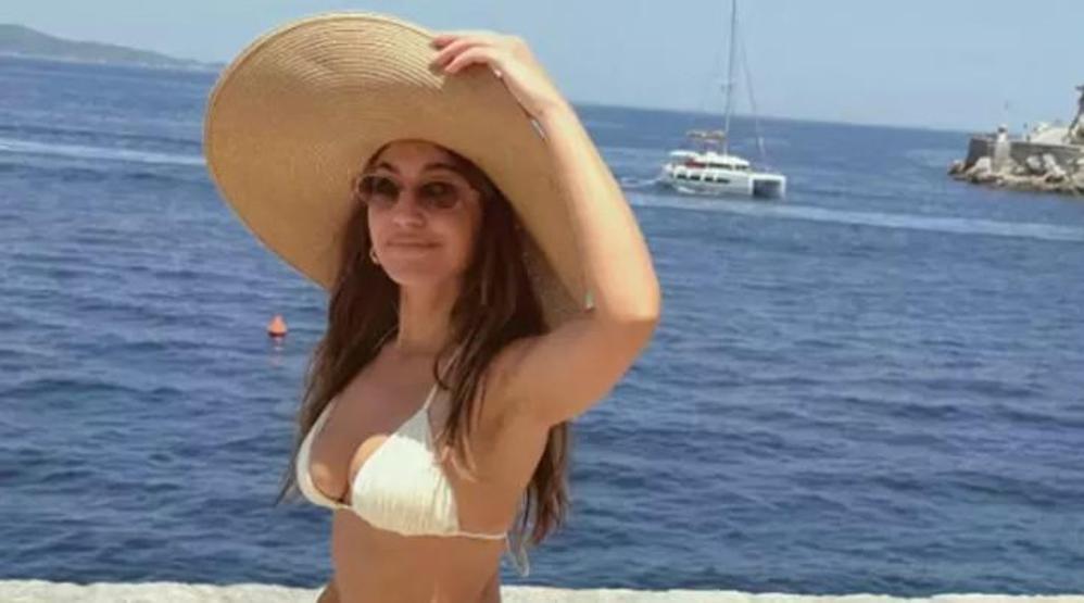 Sahra Şaşın Yunanistan Tatili Devam Ediyor Sanal Medyayı Sallayan Büyüleyici Pozlar