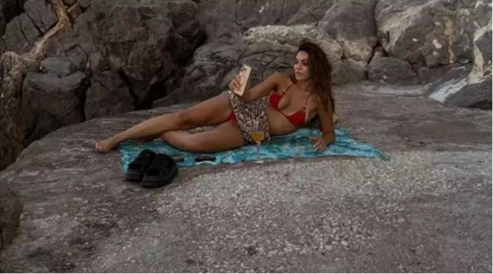 Sahra Şaşın Yunanistan Tatili Devam Ediyor Sanal Medyayı Sallayan Büyüleyici Pozlar