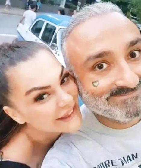 Rüştü Onur Atillanın, Boşandığı Eşine Döndüğünü İddia Edilmişti İşte ilk açıklama