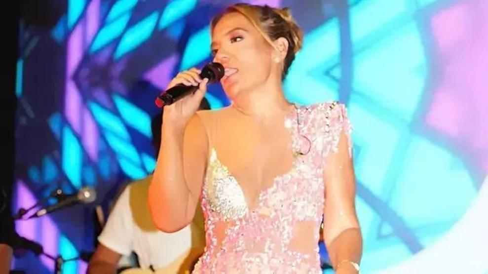 Eski dansçısının maaş ve sigorta iddiası çok konuşulmuştu Demet Akalının avukatından açıklama: ‘KESİN BİR HÜKÜM BULUNMAMAKTA’