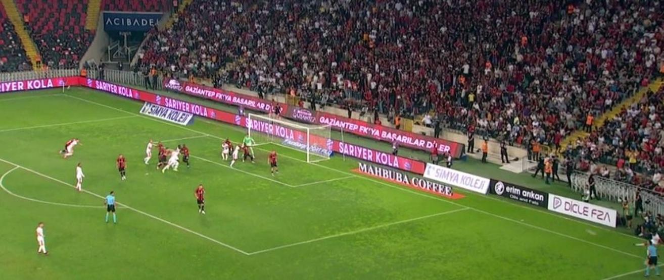 Gaziantep FK - Galatasaray maçının tartışmalı pozisyonları incelendi Penaltı kararı doğru mu