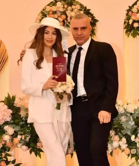 Takibi Bıraktılar, Fotoğrafları Kaldırdılar Ünlü Çift Boşanıyor mu