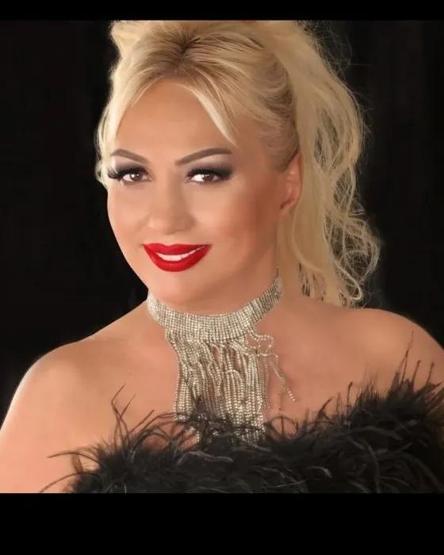 Şarkıcı Ayla Başar Hayatını Kaybetti