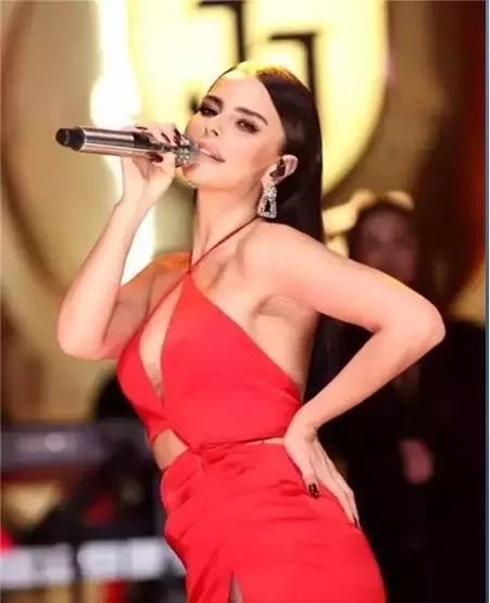 İlk keşfeden benim ama patlatan Icardi demişti Simge Sağından Erdem Kınaya bomba yanıt