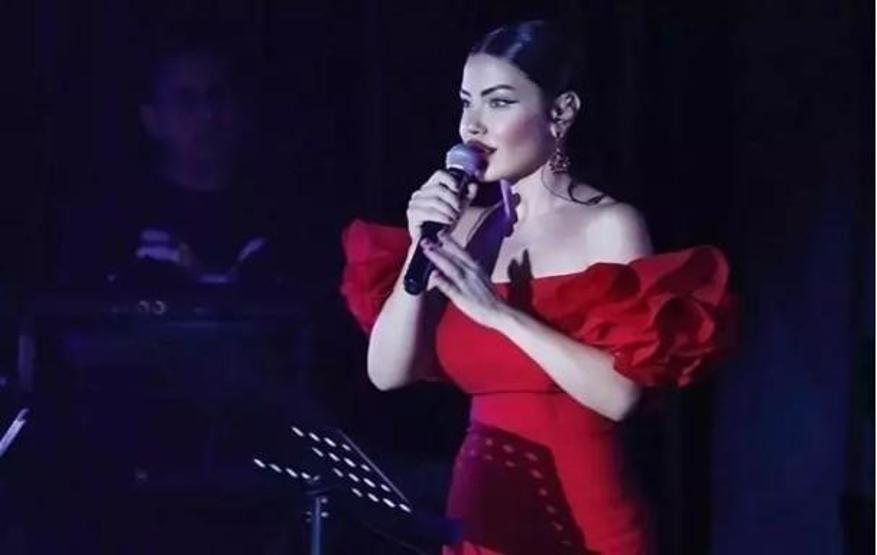 Şarkıcı Lara’dan Sağlık Durumu Hakkında Yeni Açıklama Beynindeki Kitle Sonuçları Belli Oldu
