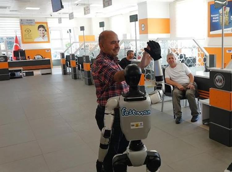 Robot Festman nüfusa kaydedildi O artık Canikli