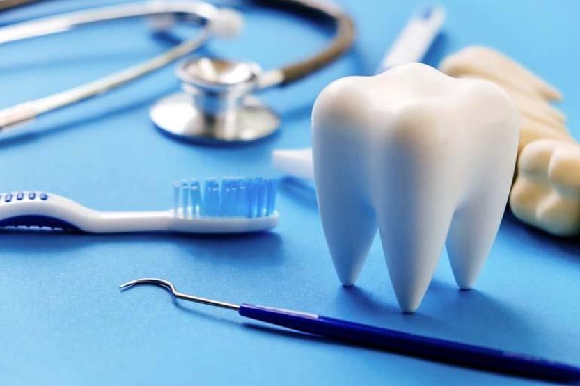 Diş eti problemlerine karşı uzmanlar uyarıyor: Sessiz ilerler