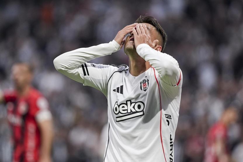 Nihat Kahveciden Beşiktaşa sert eleştiri: Ole döneminden gelişmiş ne var