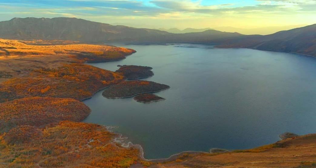 Nemrut Kalderasında sonbahar güzelliği Renk cümbüşü ve eşsiz doğasıyla hayran bıraktı