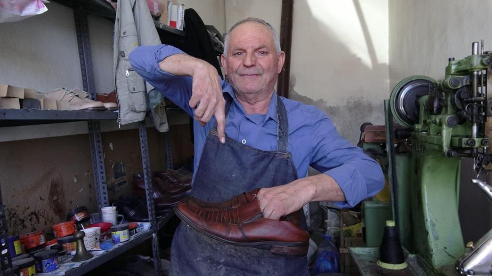 55 yıllık emek: Ahmet Usta, 85 ylılık makinesiyle mesleğini yaşatıyor