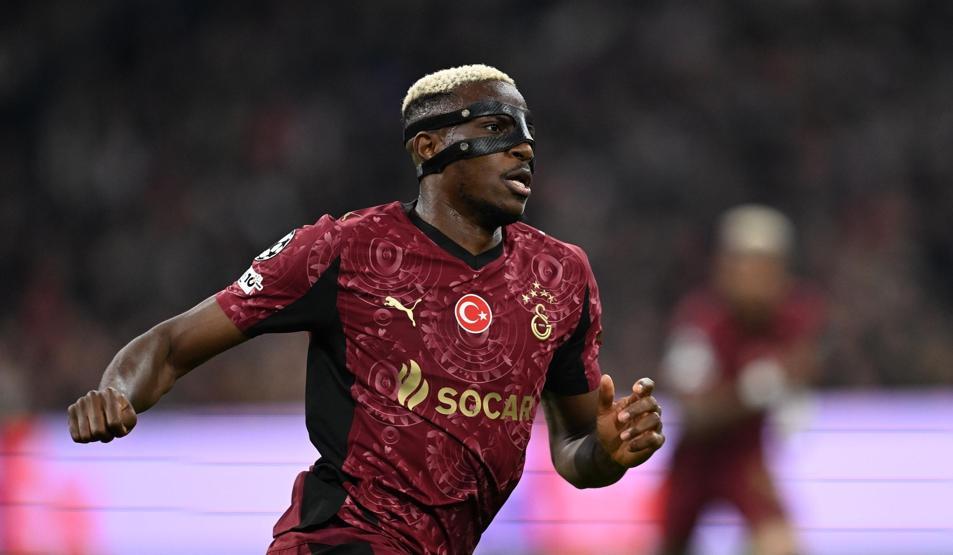 Victor Osimhen, Galatasaray tarihine geçti