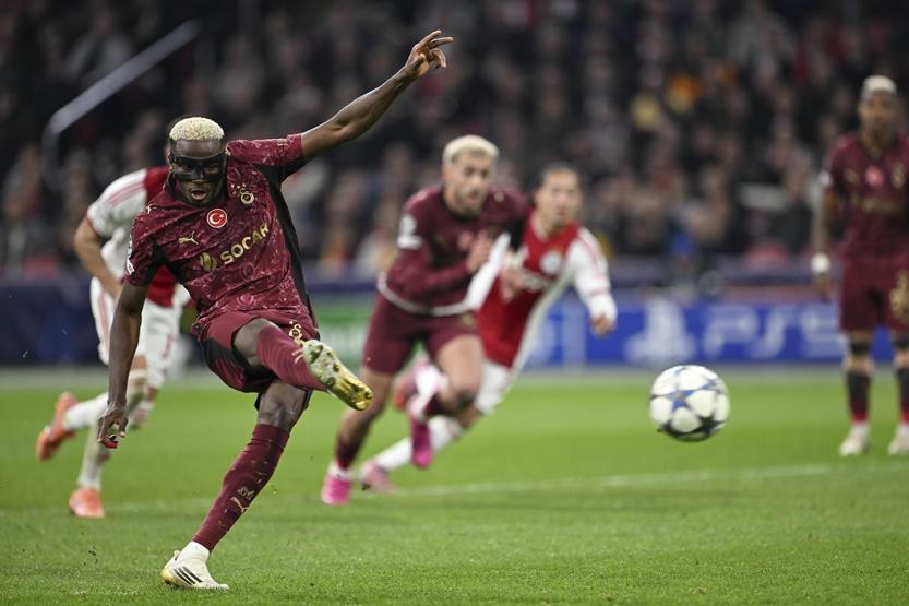 Victor Osimhen, Galatasaray tarihine geçti