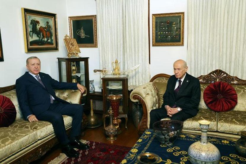 Erdoğan-Bahçeli görüşmesinden çıkan yol haritası Abdulkadir Selvi yazdı...