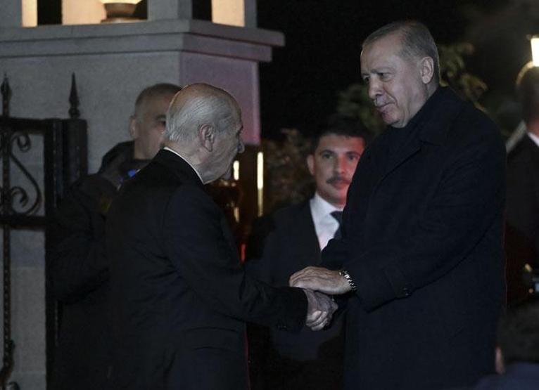 Erdoğan-Bahçeli görüşmesinden çıkan yol haritası Abdulkadir Selvi yazdı...