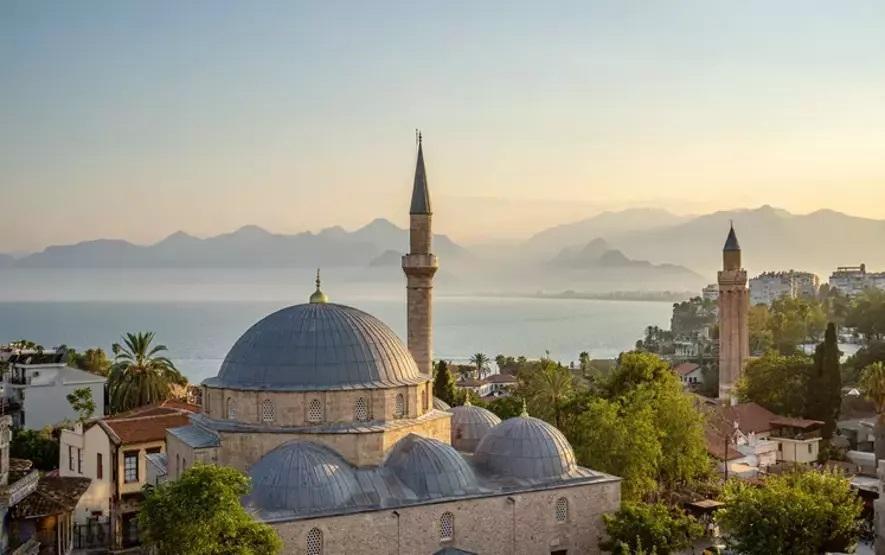 DİYANET CUMA NAMAZI SAATLERİ 21 KASIM 2025 | Ankara, İzmir, İstanbulda Cuma Namazı Saat Kaçta
