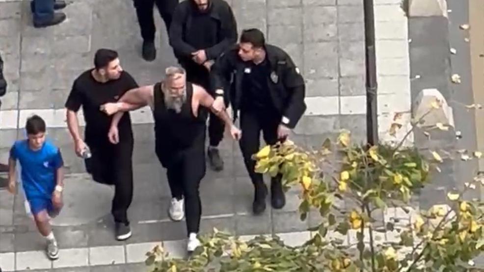 Kolundan tutup numarasını istemişler... 15 yaşındaki kız çocuğuna taciz iddiası: Abi iki kişiyi bıçakladı