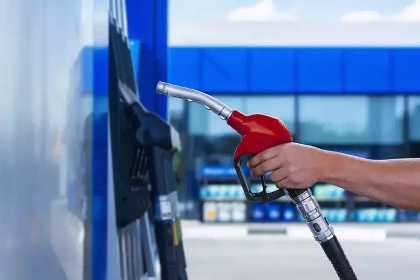 BENZİN, MOTORİN, LPG AKARYAKITA ÖTV ZAMMI 1 OCAK 2026 | Zam sonrası benzin ne kadar, motorin kaç TL Ankara, İzmir, İstanbul akaryakıt fiyatları