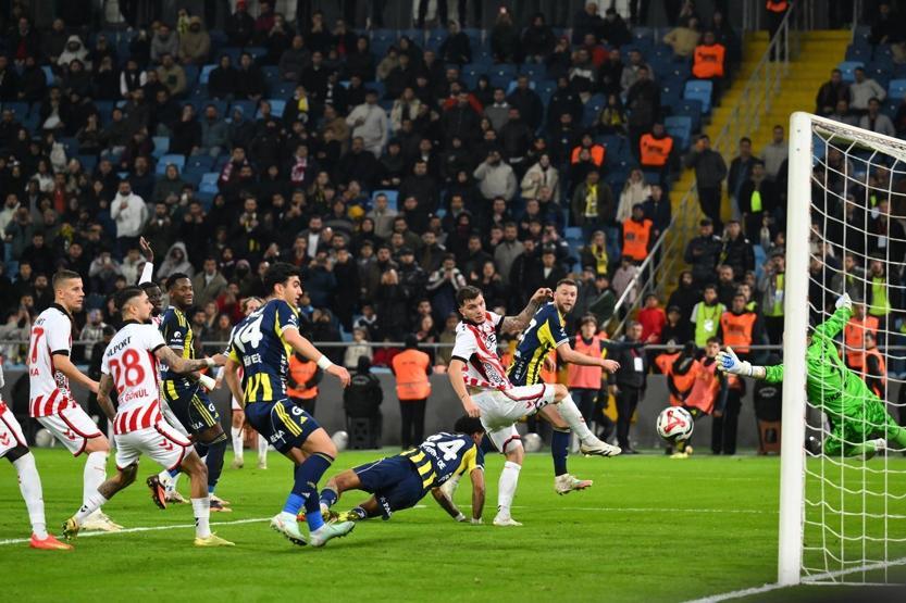 Fenerbahçenin yeni yıldızı Musaba için Leroy Sane kıyası Dikkat çeken yorum...