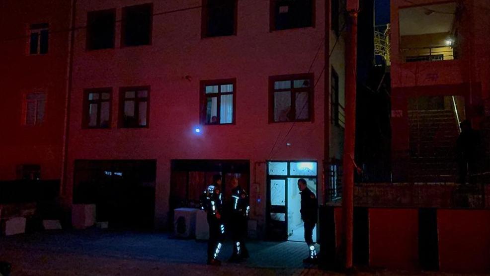 Kayseride cinayet: Erkek arkadaşını banyoda bıçakladı