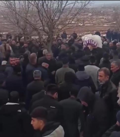 Tabanca ile vurulmuş halde bulunmuştu Genç Çiğdem son yolculuğuna gelinliğiyle uğurlandı
