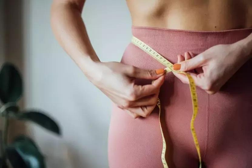 5 AYDA TAM 19 KİLO VERDİ Zayıflama sırrı bu detayda saklı Günde 30 dakika yetiyor