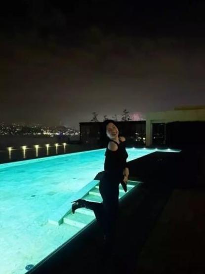 Merve Boluğur’un Paylaşımı Olay Oldu Photoshop Detayı Gözlerden Kaçmadı