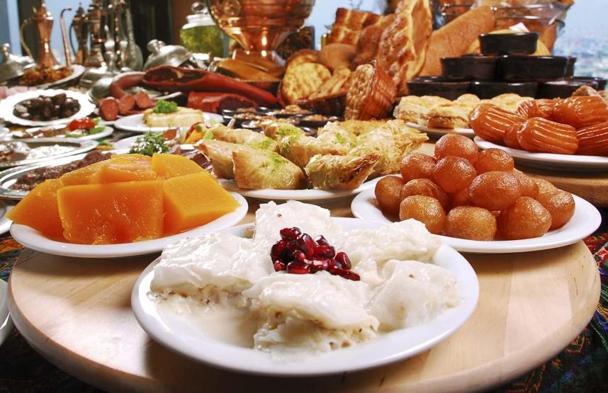 Güllaçtan Baklavaya Hangi Tatlı Masum, Hangisi Tuzak İnsülin Yükü, Yağ Kalitesi ve Metabolik Etki... Ramazan Tatlıları İçin Metabolik Puanlama