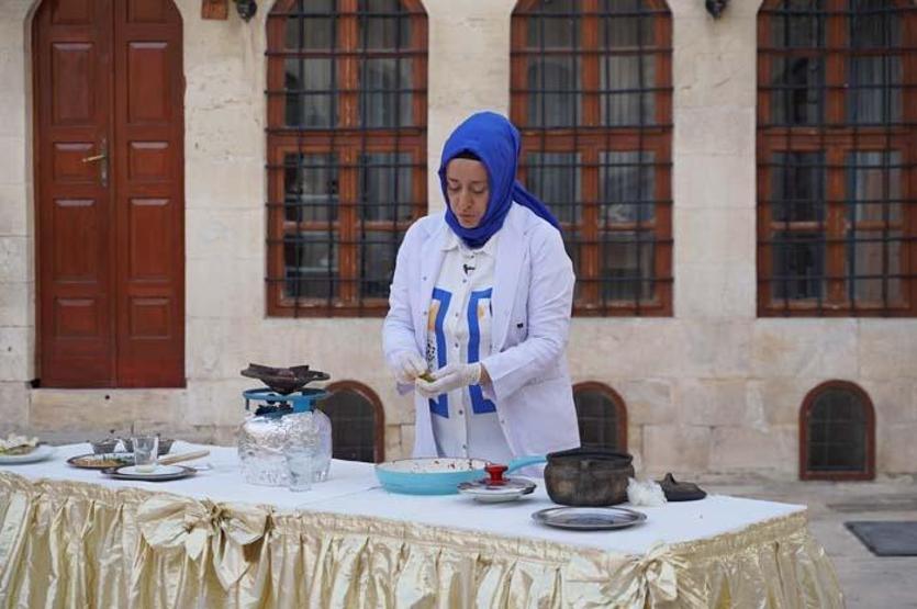 Dolmaların Şahı: Osmanlı Saray Mutfağından Günümüze Uzanan Kilis’in Tescilli Lezzeti Şıhıl Mahşi Şıhıl Mahşi Malzemeleri ve Tarifi