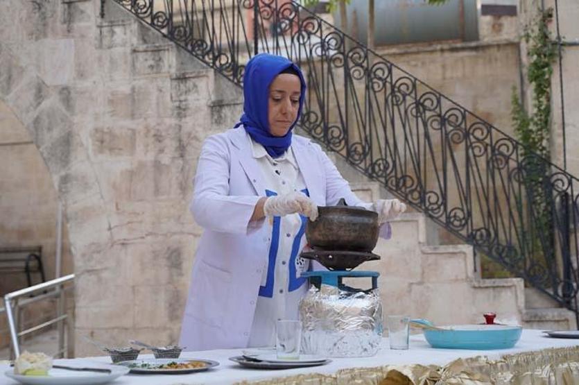 Dolmaların Şahı: Osmanlı Saray Mutfağından Günümüze Uzanan Kilis’in Tescilli Lezzeti Şıhıl Mahşi Şıhıl Mahşi Malzemeleri ve Tarifi