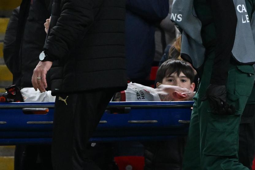 Galatasarayın eski yıldızı Wesley Sneijderden, Liverpoola tepki: Noa Langın parmağının hesabını verin