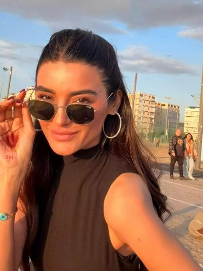 Hande Erçelden ayrılmıştı Hakan Sabancı ile Halima Sadia Khan aşk mı yaşıyor Pakistanlı yıldız iddialara bakın ne yanıt verdi