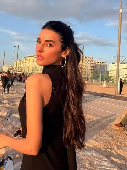 Hande Erçelden ayrılmıştı Hakan Sabancı ile Halima Sadia Khan aşk mı yaşıyor Pakistanlı yıldız iddialara bakın ne yanıt verdi