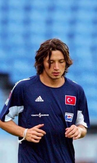 Kosova - Türkiye Maçı Öncesi Eski Milli Yıldız İlhan Mansızdan Bomba Paylaşım 2002 Dünya Kupasına götürdü: HAYDİ BİZİM ÇOCUKLAR