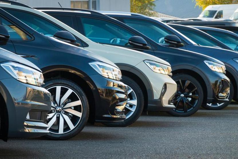 EN UCUZ ARABALAR LİSTESİ: 2026 Nisan Ayı En Ucuz Otomobiller Belli Oldu Hangi Araç Kaç Lira Nissan, Dacia, Fiat, Renault İşte Ucuz Araç Fiyat Listesi...