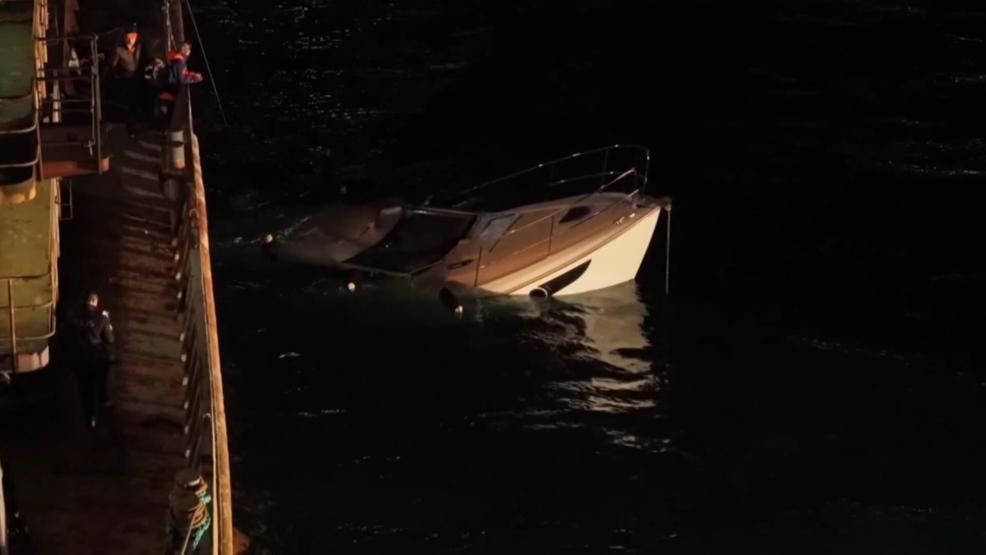 Üsküdarda gemiye çarpan tekne battı: 5 kişi kurtarıldı