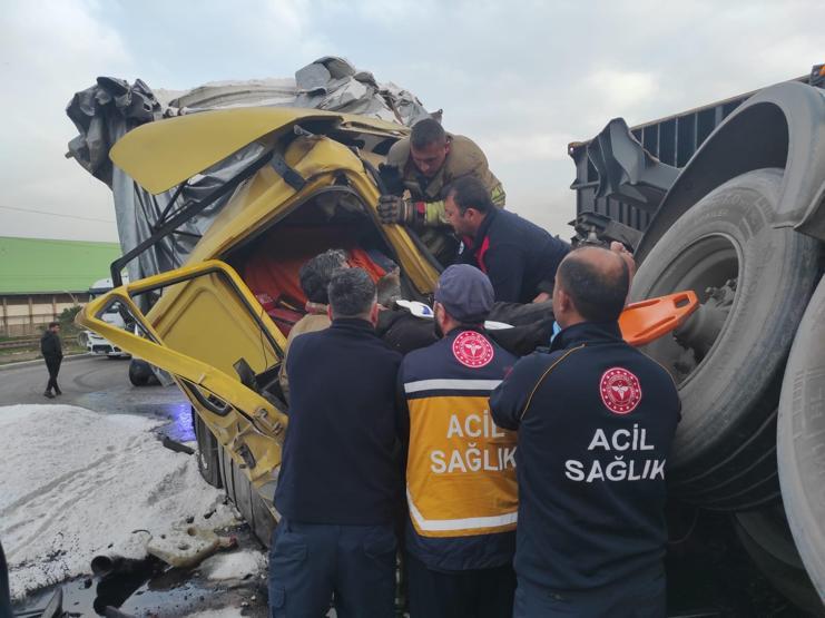Hatayda kafa kafaya facia: 3 yaralı