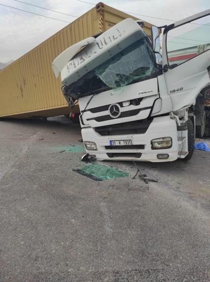 Hatayda kafa kafaya facia: 3 yaralı